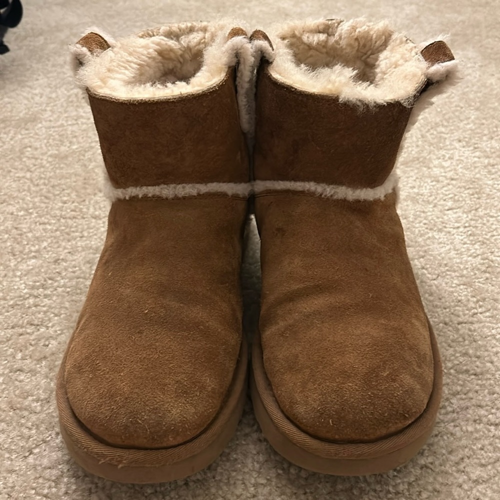 Women’s UGG ankle boots